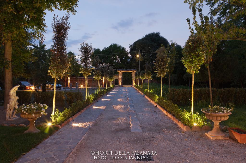 Horti Della Fasanara Pension Ferrara Buitenkant foto