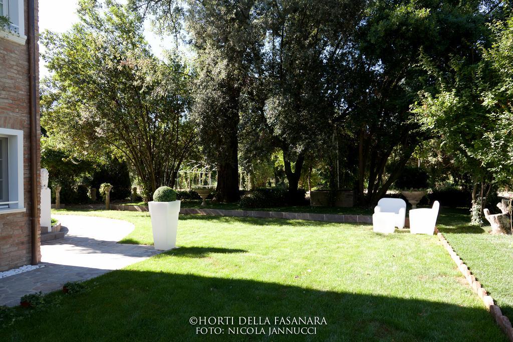 Horti Della Fasanara Pension Ferrara Buitenkant foto