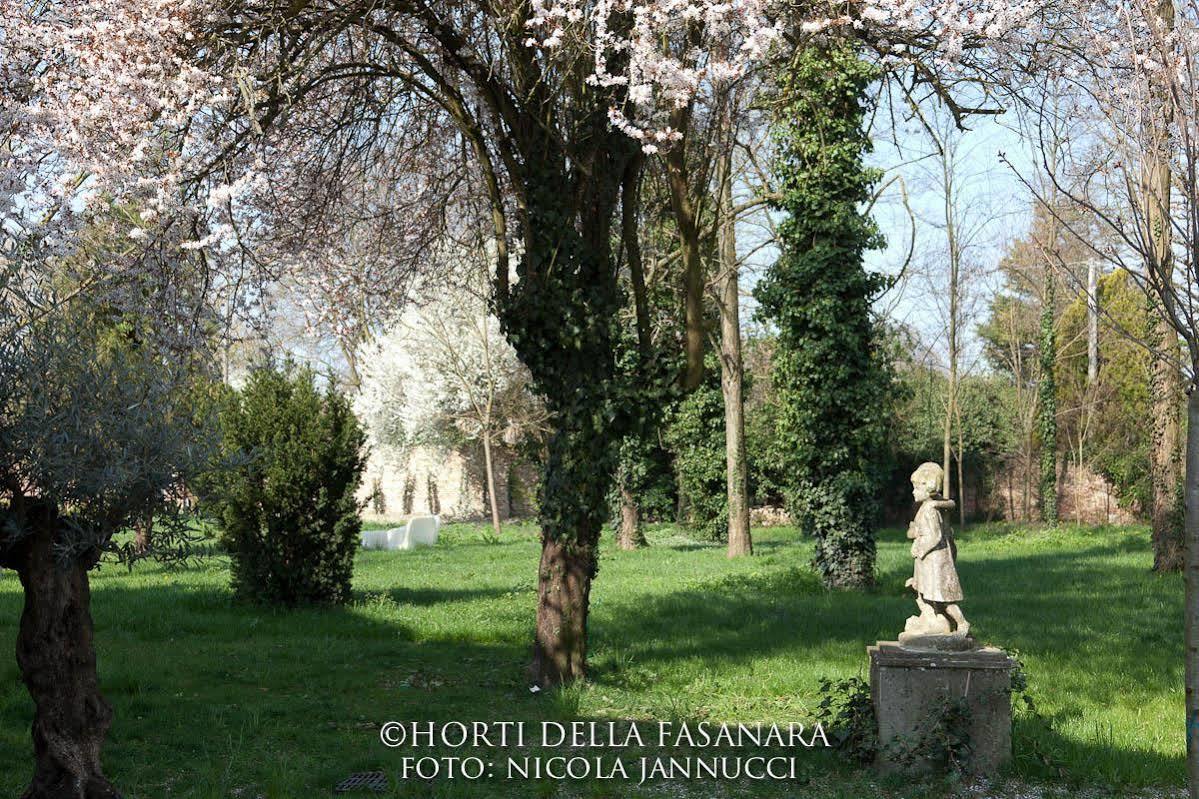 Horti Della Fasanara Pension Ferrara Buitenkant foto